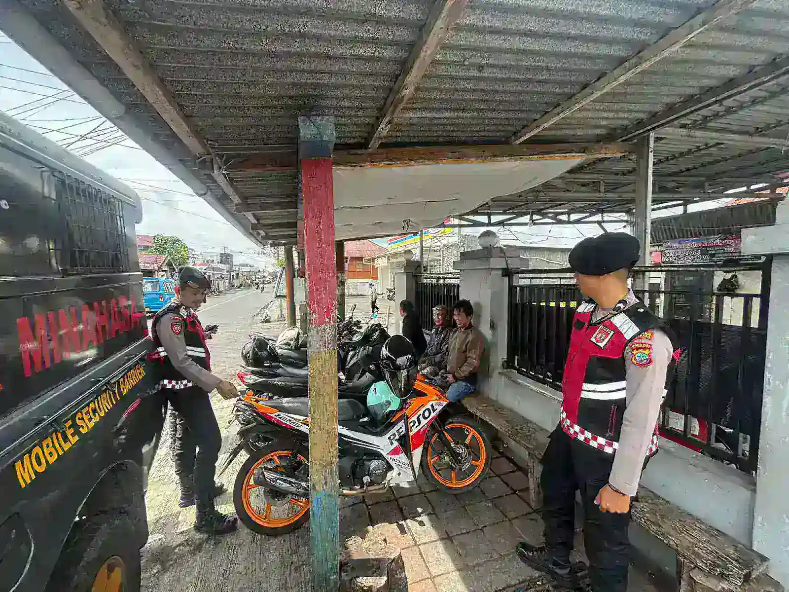 Menjaga Nadi Minahasa: Catatan Humanis Patroli Sat Samapta di Jumat Pagi
